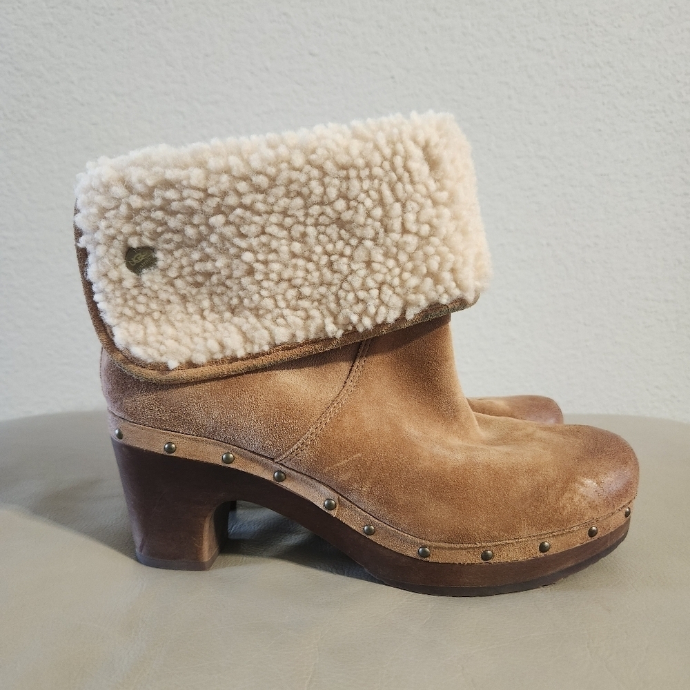 Ugg Women’s Lynnea Fold Over Brown Leather Shearling Cuff Boot size 8